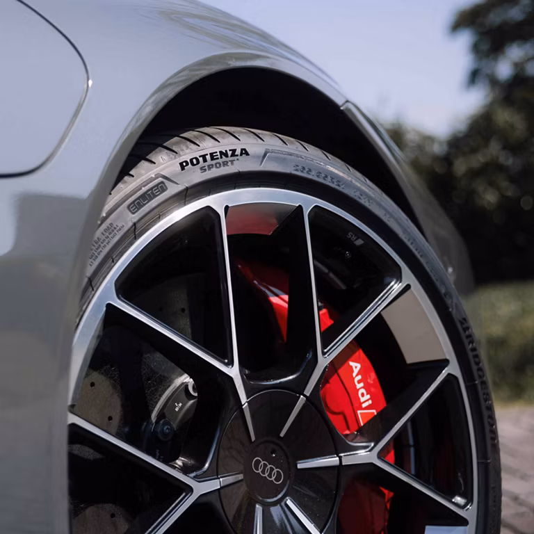 Забележка: Изображението е от Audi RS e-tron GT¹⁰.