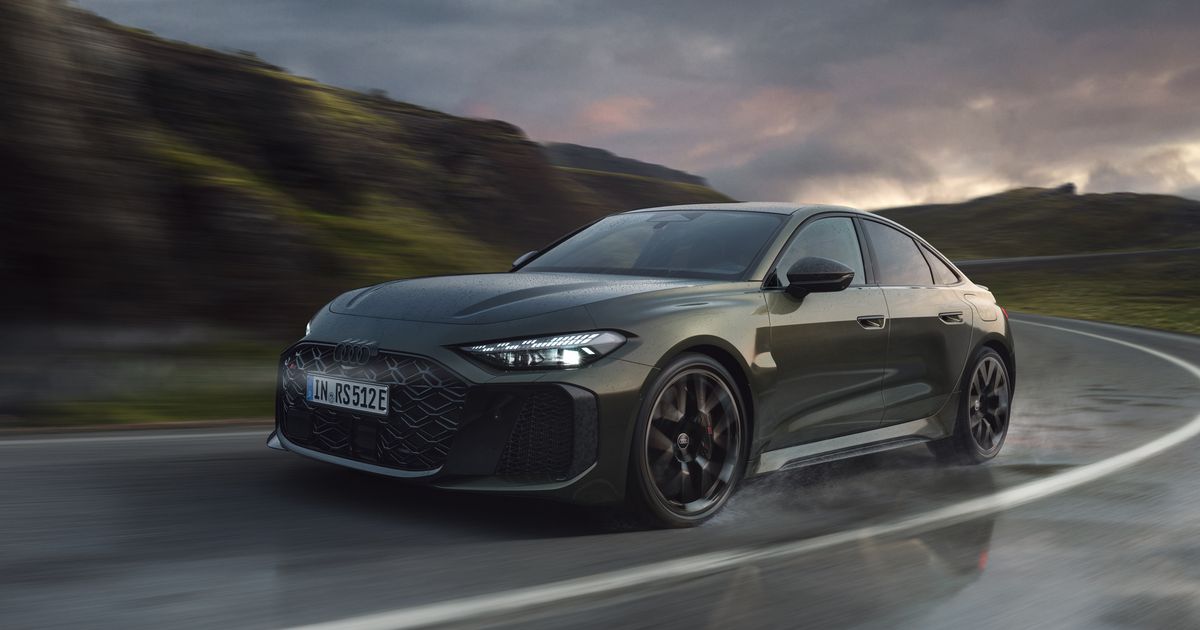 Новият Audi RS 5 Limousine: Мощност, стил и хибридна технология