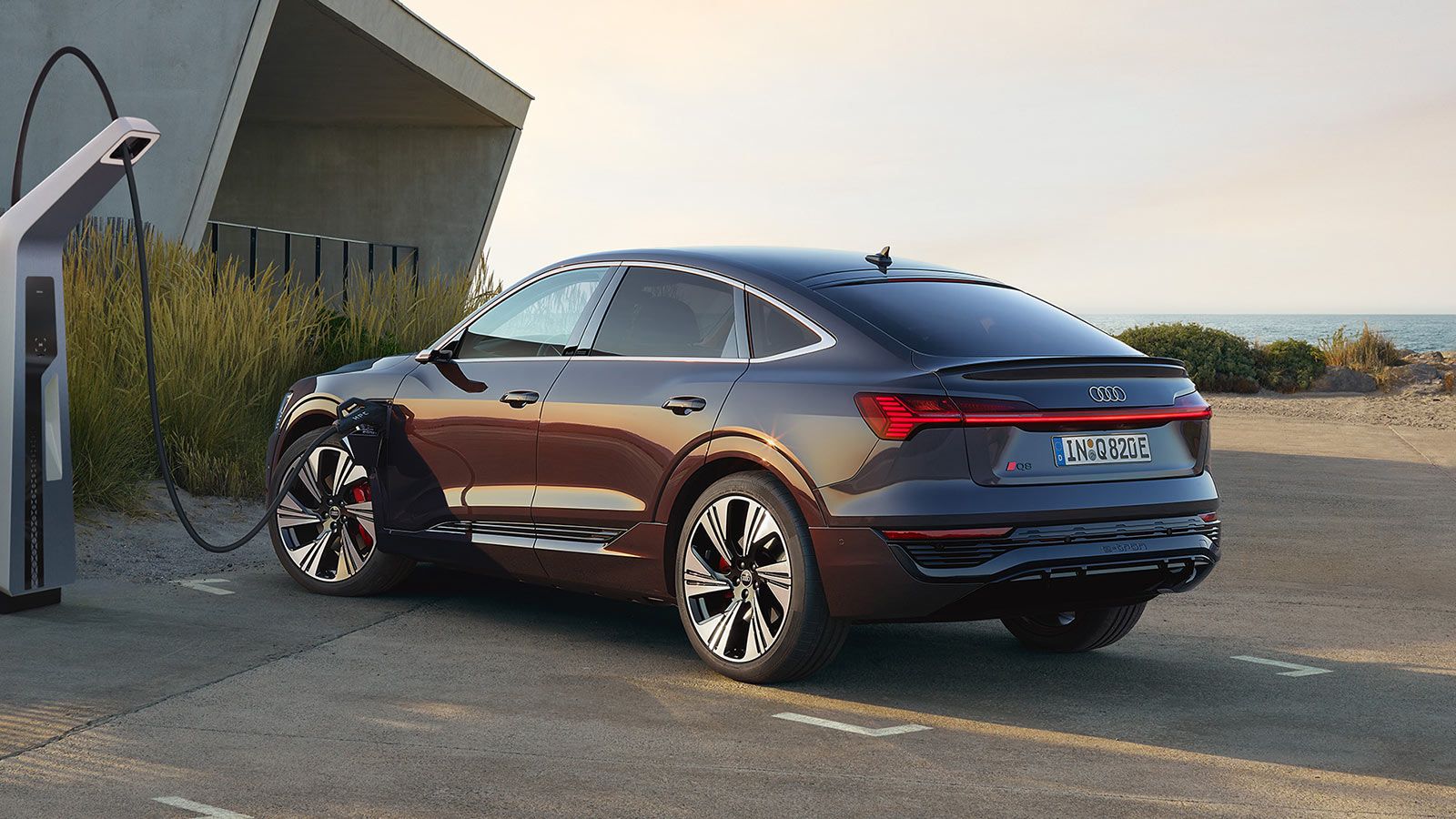 Öffentliche Schnellladesituation Audi Q8 Sportback e-tron