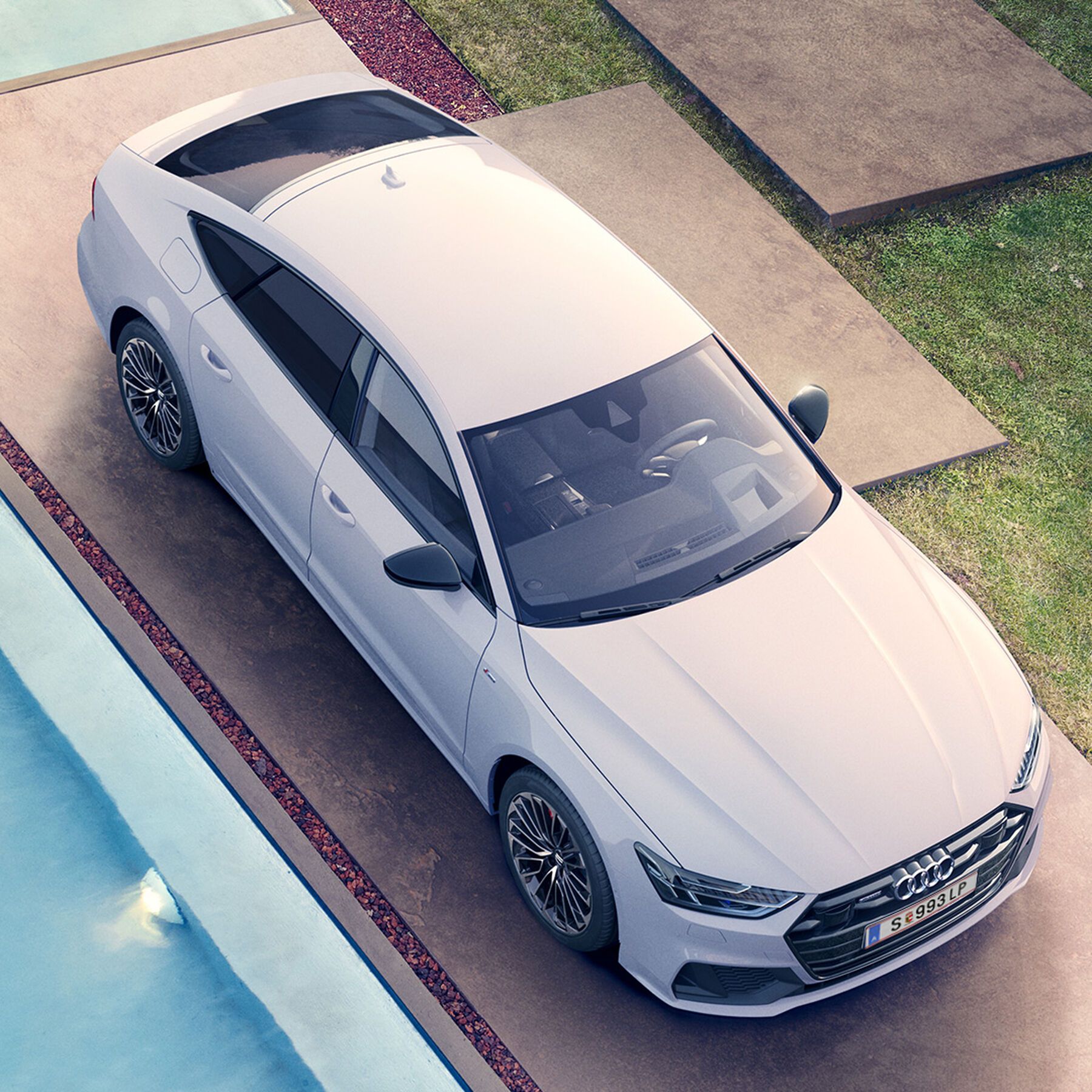 Audi A7 Sportback 55 TFSI e quattro in Weiß aus der Vogelperspektive